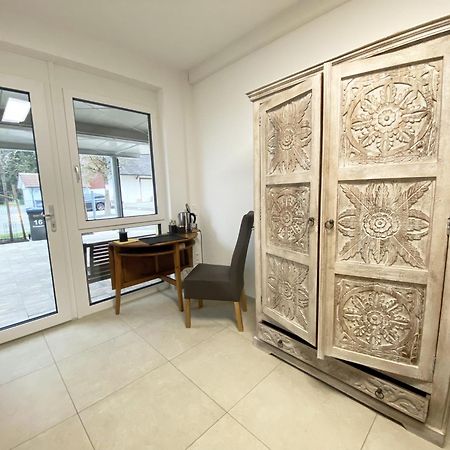 1 Zimmer Mit Bad Ohne Kueche, 1 Person, 15 Qm, Direkt An Der Aach Singen Extérieur photo