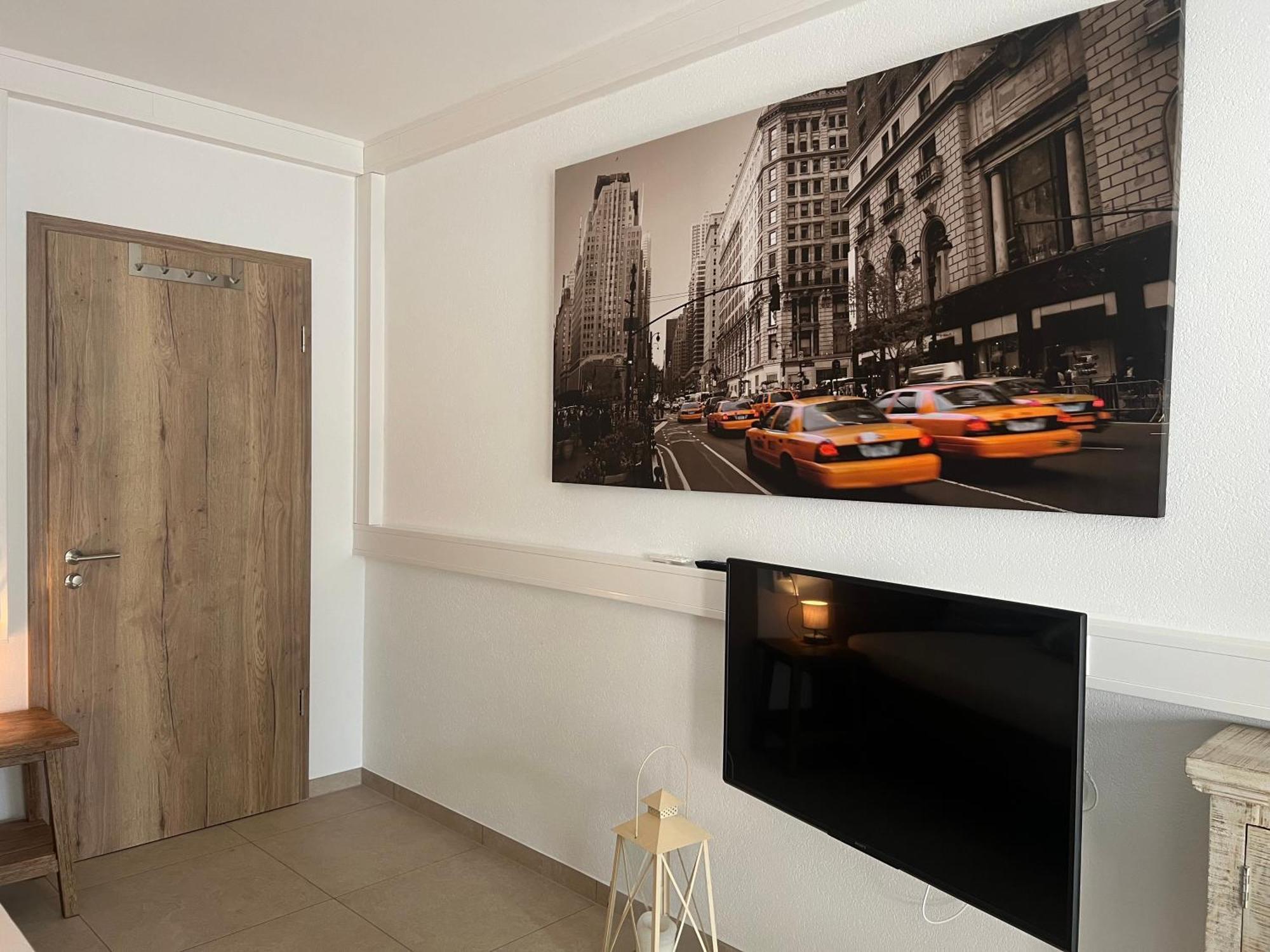 1 Zimmer Mit Bad Ohne Kueche, 1 Person, 15 Qm, Direkt An Der Aach Singen Extérieur photo