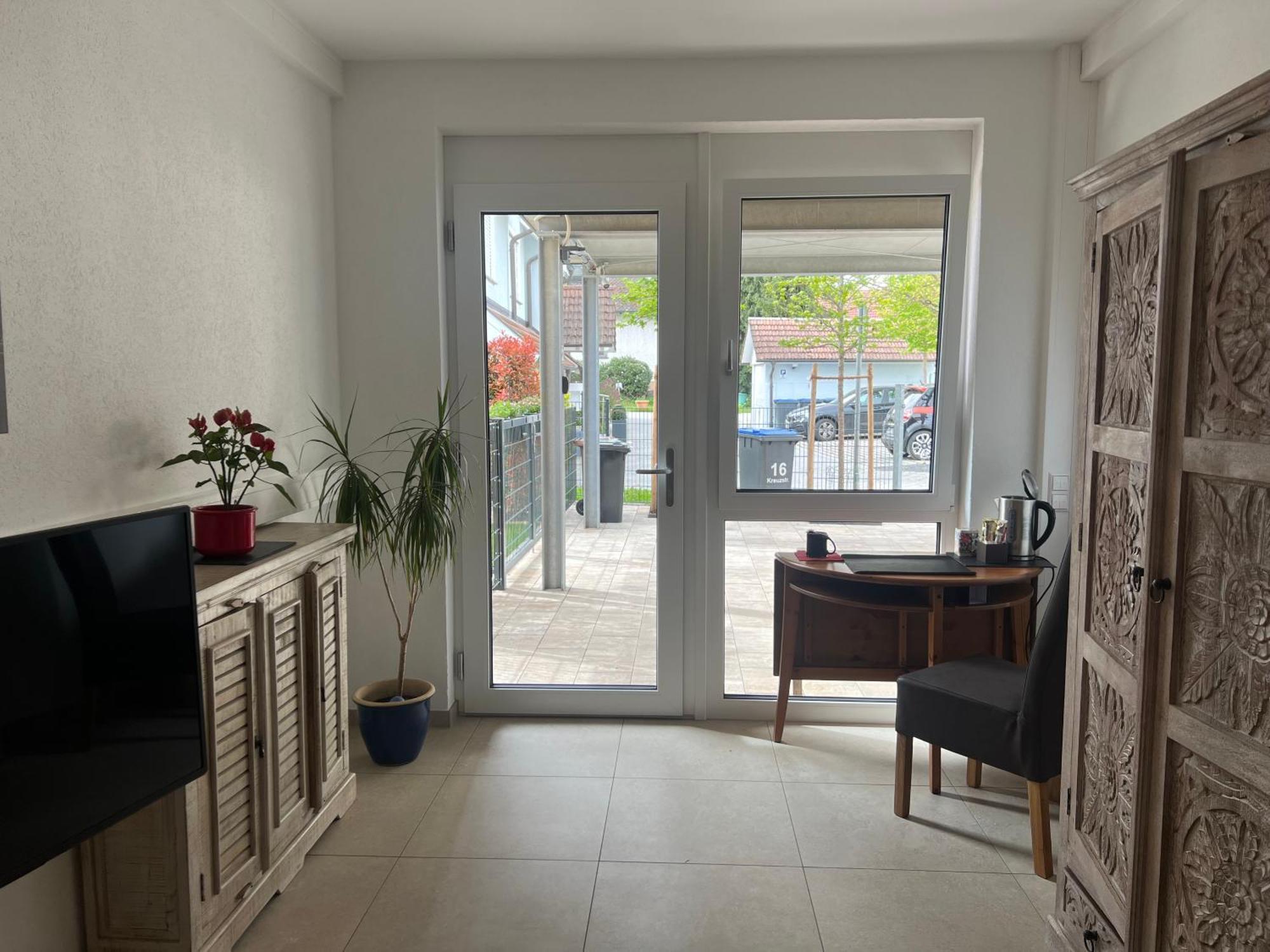 1 Zimmer Mit Bad Ohne Kueche, 1 Person, 15 Qm, Direkt An Der Aach Singen Extérieur photo