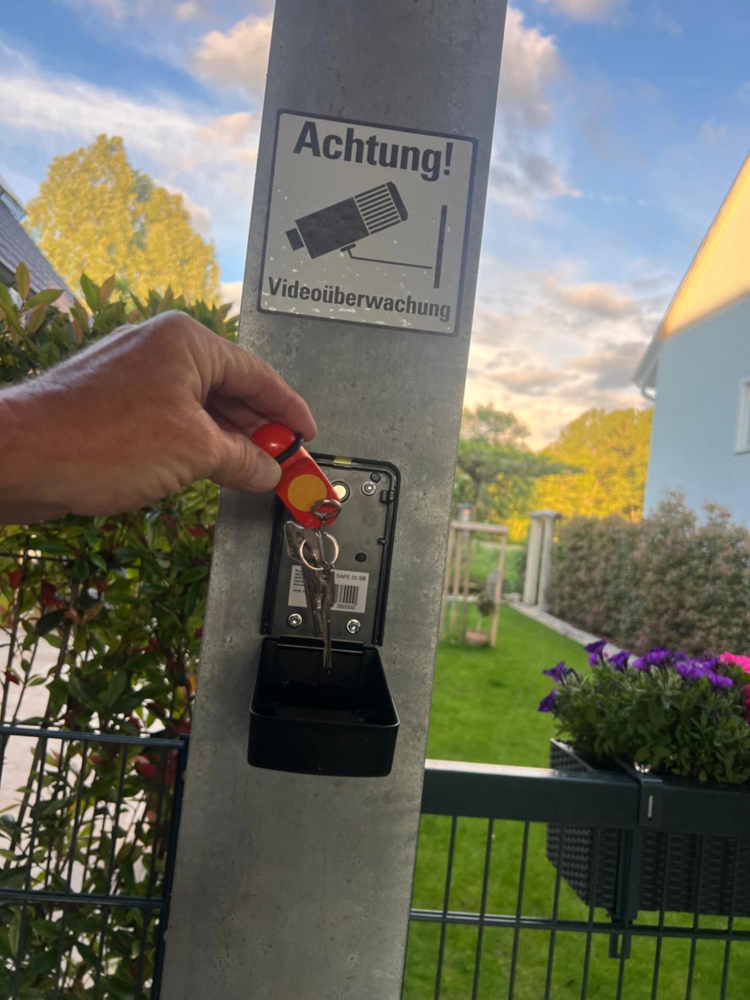 1 Zimmer Mit Bad Ohne Kueche, 1 Person, 15 Qm, Direkt An Der Aach Singen Extérieur photo