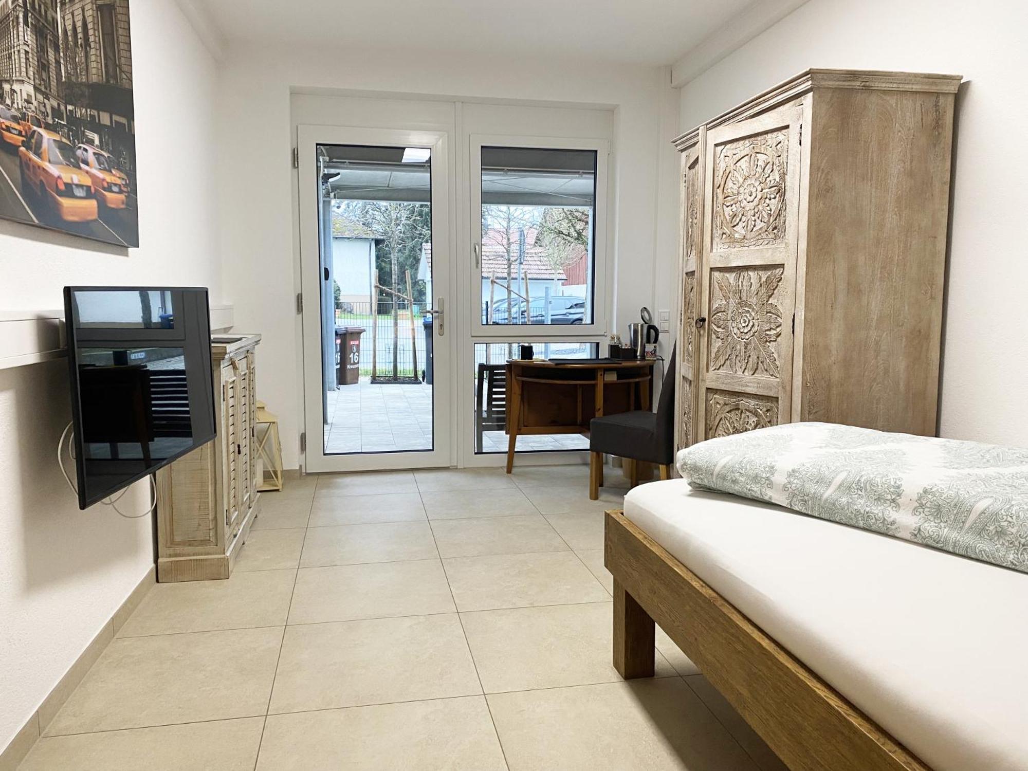 1 Zimmer Mit Bad Ohne Kueche, 1 Person, 15 Qm, Direkt An Der Aach Singen Extérieur photo